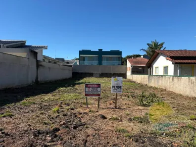 Lote/Terreno à venda, 360m² no Barra do Saí, Itapoá