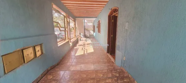Casa com 4 Quartos para alugar, 470m² no Novo Glória, Belo Horizonte