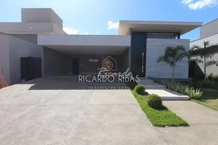 Casa com 4 Quartos à venda, 253m² no Fazenda Vau das Pombas, Goiânia