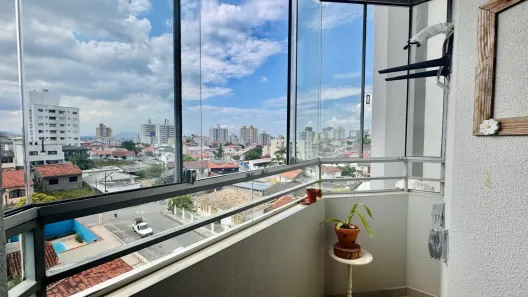 Apartamento com 3 Quartos à venda, 74m² no Barreiros, São José