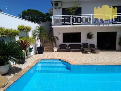 Sobrado com 4 Quartos à venda, 540m² no Vila Santa Maria, Americana