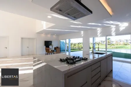 Casa de Condomínio com 5 Quartos à venda, 388m² no Belém Novo, Porto Alegre