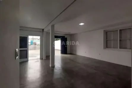 Casa com 5 Quartos para alugar, 250m² no Azenha, Porto Alegre