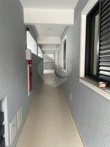 Casa de Condomínio com 2 Quartos à venda, 39m² no Parque Vitória, São Paulo