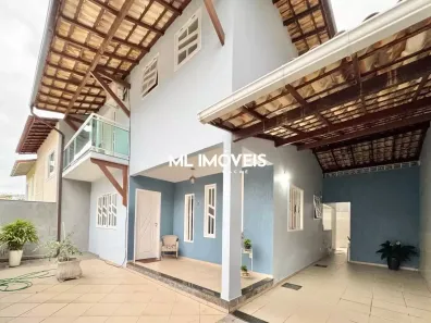 Casa com 3 Quartos à venda, 160m² no Jardim Santo Antônio, Macaé