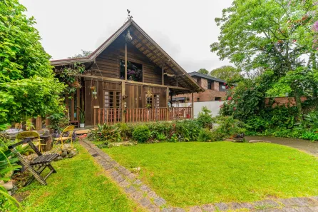 Casa com 3 Quartos à venda, 250m² no São João, Curitiba