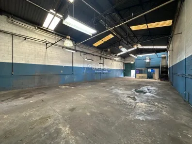 Galpão/Depósito/Armazém para alugar, 400m² no Capuava, Mauá