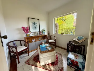 Casa com 3 Quartos à venda, 335m² no Jardim do Golf I, Jandira
