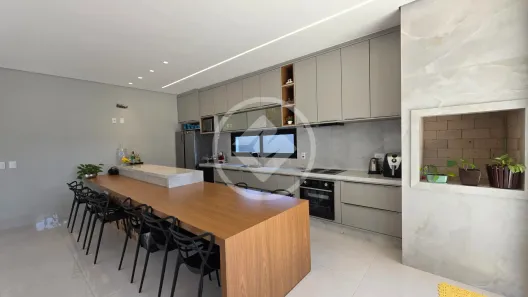 Casa de Condomínio com 3 Quartos à venda, 226m² no Ribeirão do Lipa, Cuiabá
