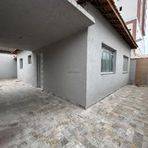 Casa com 2 Quartos à venda, 65m² no Guilhermina, Praia Grande