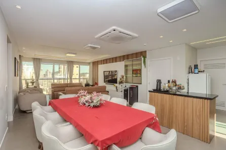Apartamento com 3 Quartos à venda, 136m² no Centro, Balneário Camboriú