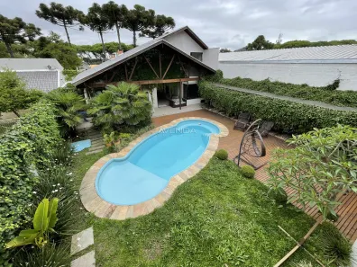 Casa com 3 Quartos à venda, 335m² no Jardim Social, Curitiba