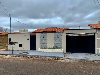 Casa com 3 Quartos à venda, 189m² no Jardim Alvorada, Paraguaçu Paulista