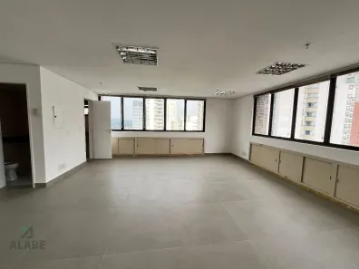 Sala Comercial à venda, 90m² no Campo Belo, São Paulo