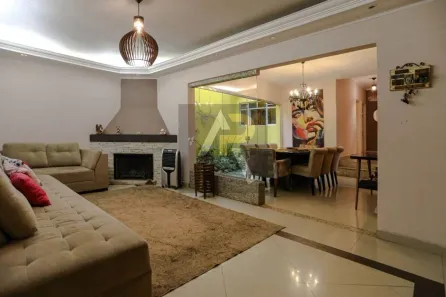 Sobrado com 4 Quartos à venda, 225m² no Vila Suissa, Mogi das Cruzes