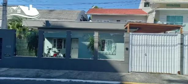Casa com 3 Quartos à venda, 140m² no Tabuleiro, Camboriú