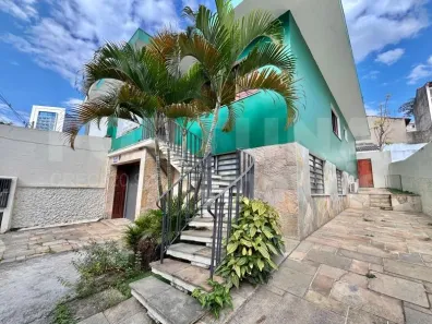 Sobrado com 3 Quartos para alugar, 239m² no Vila Campesina, Osasco