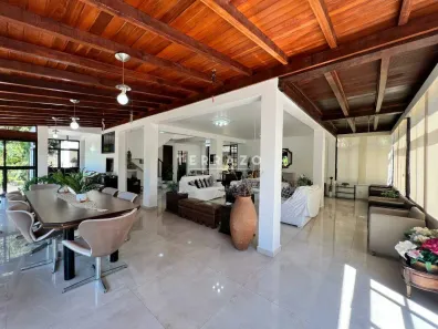 Casa de Condomínio com 6 Quartos à venda, 297m² no Carlos Guinle, Teresópolis
