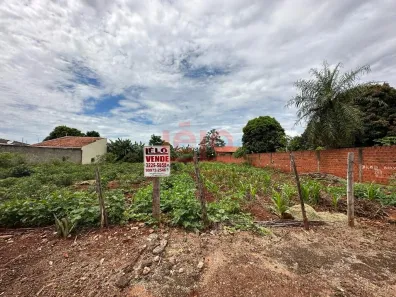 Lote/Terreno à venda, 1000m² no Portal das Torres, Maringá
