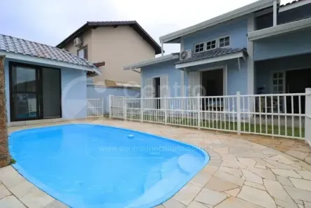 Casa de Condomínio com 3 Quartos à venda, 130m² no Balneario Samburá, Peruíbe