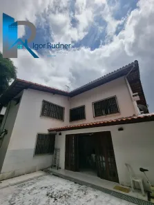 Casa com 4 Quartos à venda, 390m² no Caminho das Árvores, Salvador