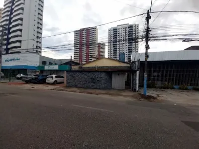 Casa com 3 Quartos para alugar, 206m² no Fátima, Fortaleza