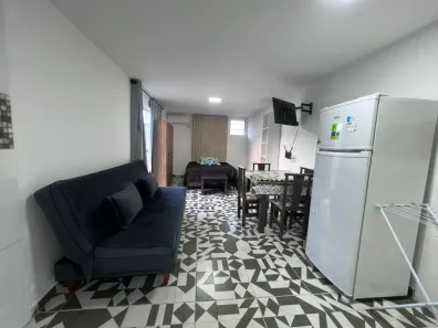 Casa com 1 Quarto para alugar, 36m² no Bombas, Bombinhas