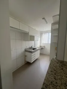 Apartamento com 2 Quartos para alugar, 60m² no Buraquinho, Lauro de Freitas