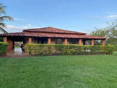 Fazenda/Sítio com 3 Quartos à venda, 460m² no Área Rural de Guapiaçu, Guapiaçu
