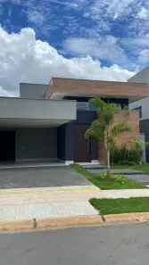 Casa de Condomínio com 3 Quartos à venda, 161m² no Residencial Parqville Jacarandá, Aparecida de Goiânia