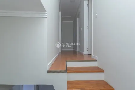 Sobrado com 3 Quartos à venda, 126m² no Jardim Itu, Porto Alegre