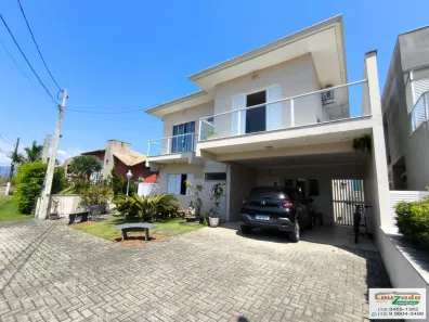 Sobrado com 5 Quartos à venda, 275m² no Jardim Márcia, Peruíbe