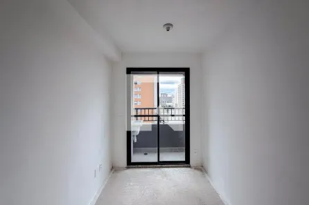 Kitnet com 1 Quarto à venda, 27m² no Ipiranga, São Paulo