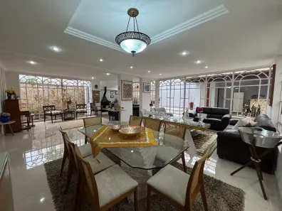 Casa de Condomínio com 4 Quartos à venda, 401m² no Vila Oliveira, Mogi das Cruzes