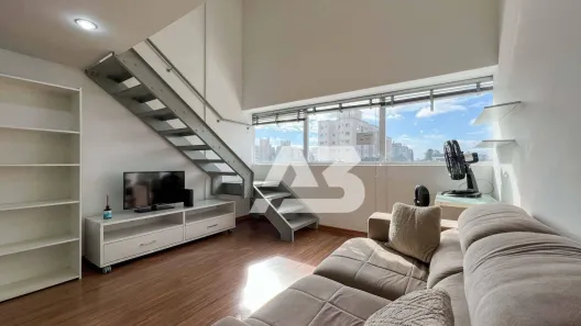 Apartamento com 1 Quarto para alugar, 32m² no Centro Cívico, Curitiba