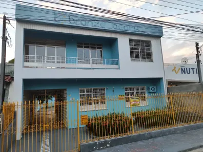 Casa com 4 Quartos à venda, 240m² no Salgado Filho, Aracaju