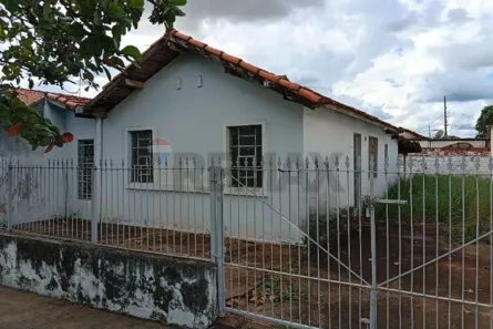 Casa com 3 Quartos à venda, 106m² no Núcleo Habitacional Monsenhor Pasetto, Lins