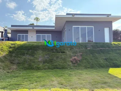 Fazenda/Sítio com 3 Quartos à venda, 124m² no Centro, Igaratá