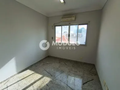 Sala Comercial para alugar, 12m² no Umuarama, Uberlândia