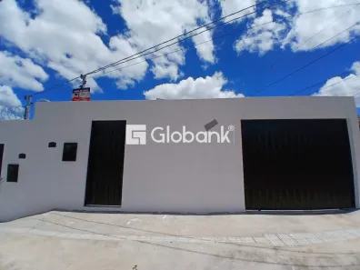 Casa com 3 Quartos à venda, 150m² no Guarujá, Montes Claros