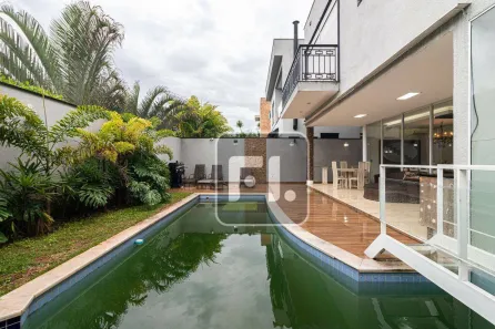 Casa de Condomínio com 5 Quartos para alugar, 420m² no Tamboré, Santana de Parnaíba