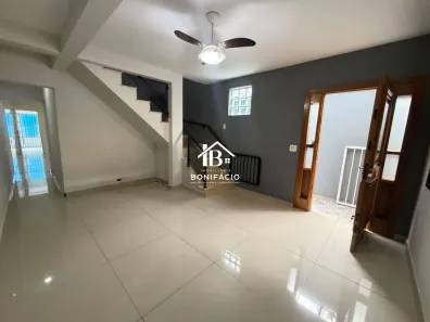 Sobrado com 4 Quartos para alugar, 220m² no Vila Paranaguá, São Paulo