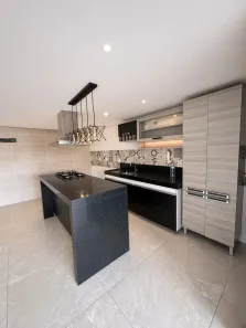 Casa de Condomínio com 3 Quartos à venda, 330m² no Serra Centro, Serra