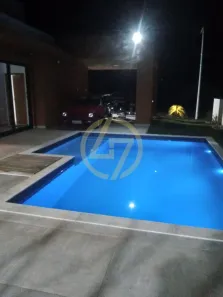 Casa com 3 Quartos à venda, 200m² no Riviera de Santa Cristina XIII, Paranapanema