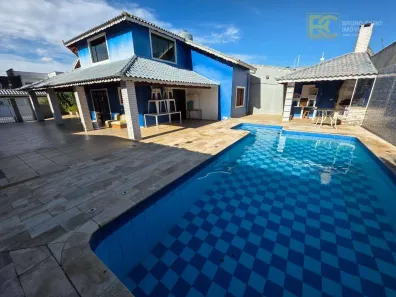 Sobrado com 4 Quartos à venda, 220m² no Estancia Sao José, Peruíbe