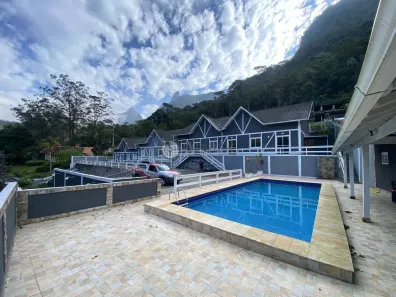 Casa de Condomínio com 3 Quartos à venda, 159m² no Granja Guarani, Teresópolis