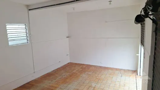 Ponto Comercial para alugar, 86m² no Parque das Américas, Mauá