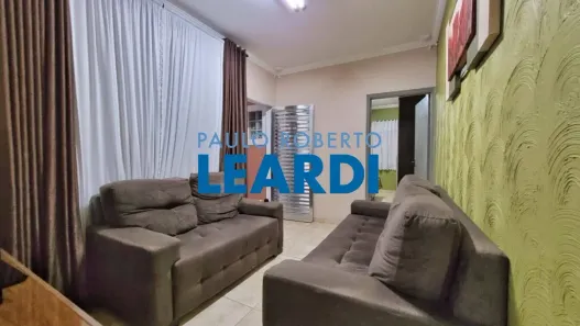 Casa com 2 Quartos à venda, 200m² no Vila Pires, Santo André