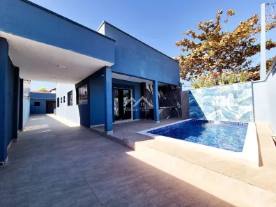 Casa com 4 Quartos à venda, 230m² no Estância Balneária Maria Helena Novaes, Peruíbe