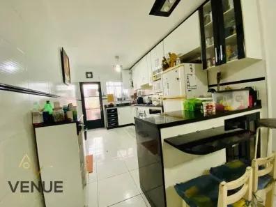 Sobrado com 3 Quartos à venda, 180m² no Jardim Nossa Senhora do Carmo, São Paulo